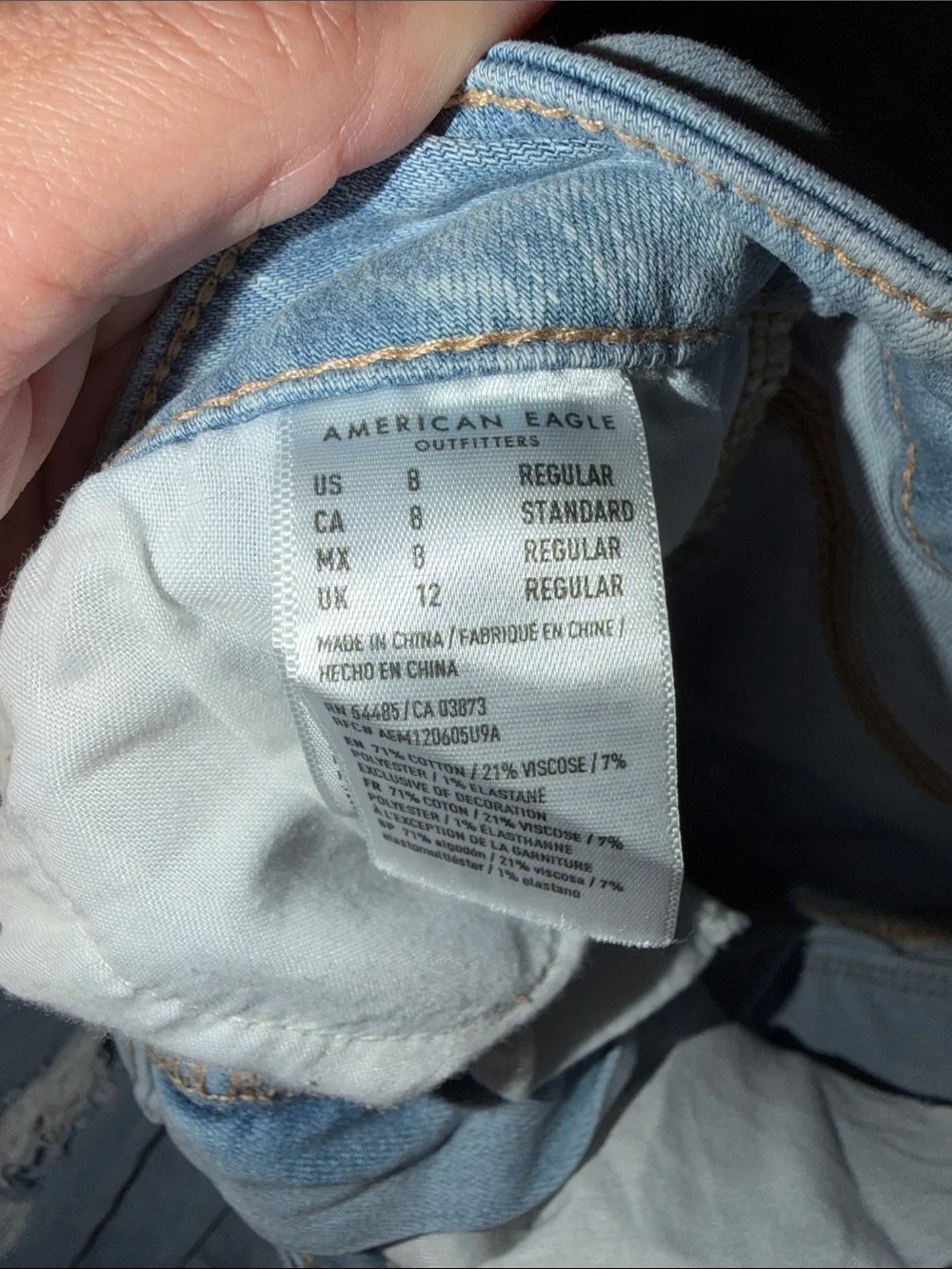 American Eagle Outfitters Light Blue Distressed Skinny Jeans - Picture 4 of 5